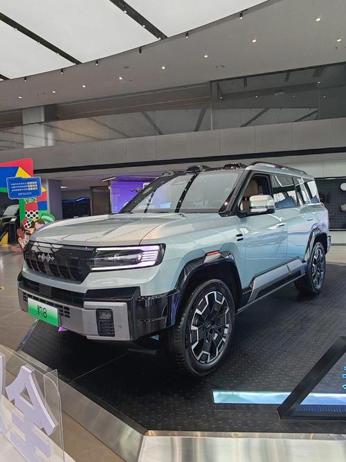 深圳71比亚迪方程豹硬派越野的爆款，英菲尼迪35周年与你共成长